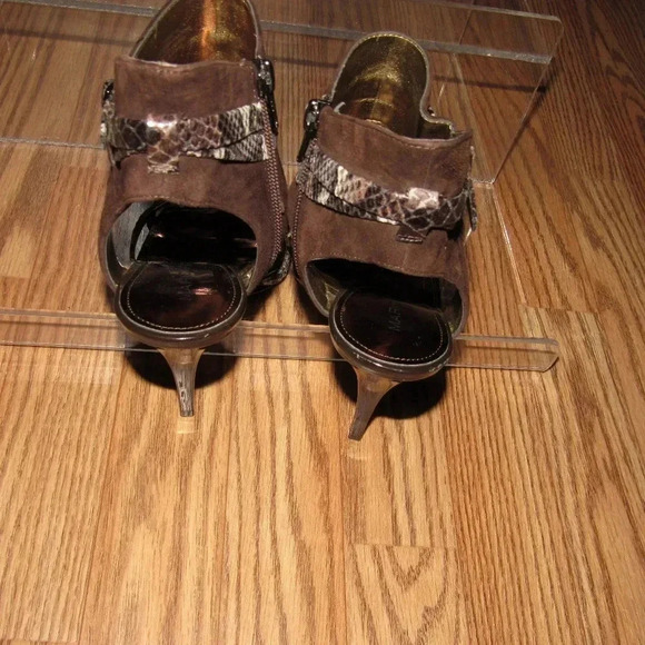 Marc Fisher Sashay Brown T-Strap Heels Shoes 7.5M - Picture 3 of 4